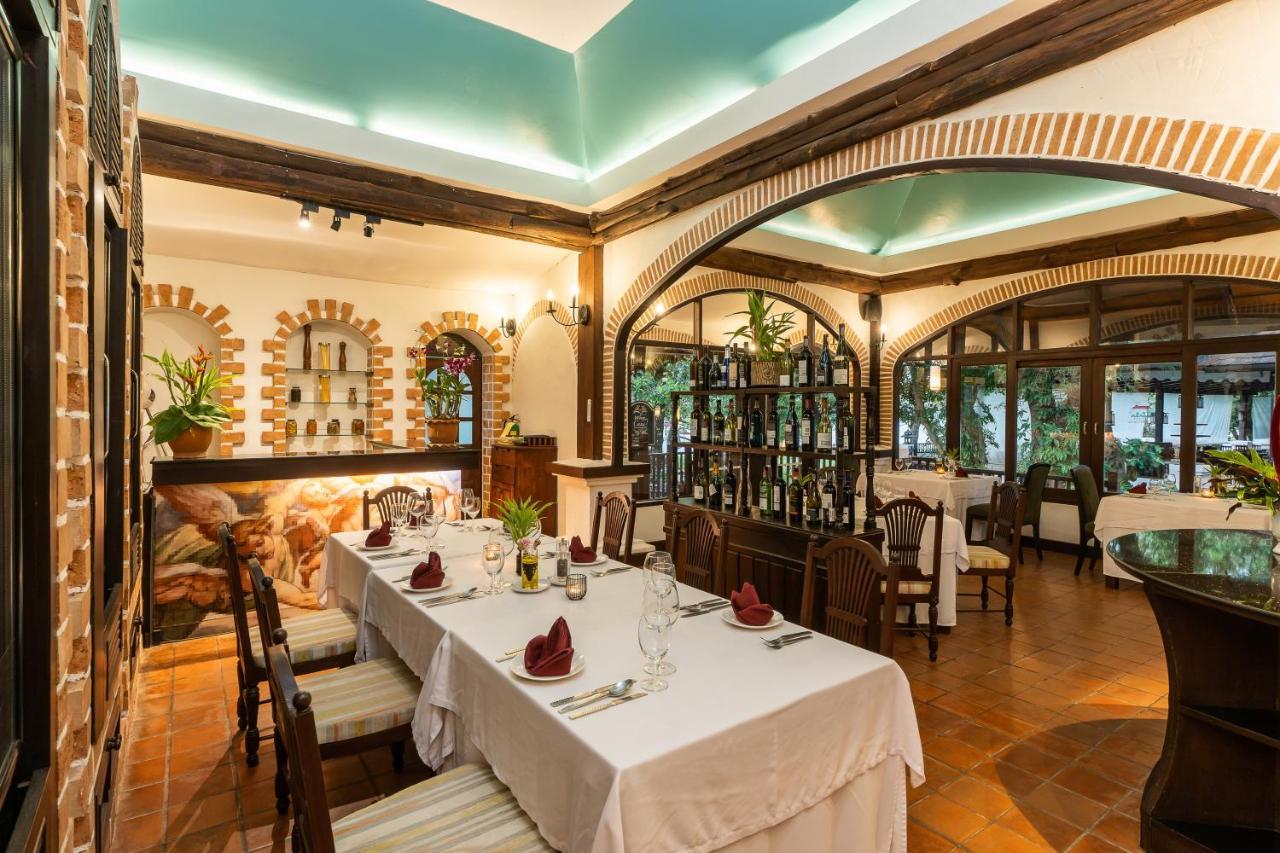The Legend Chiang Rai Boutique River Resort & Spa Exteriör bild